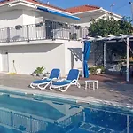 Luxury Sentada Vinišće