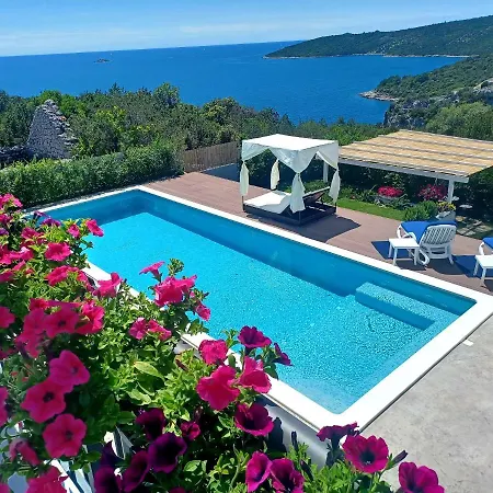 Luxury Sentada Vinišće