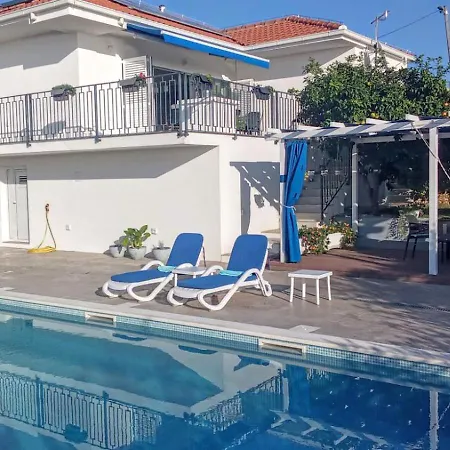 Luxury Sentada Vinišće