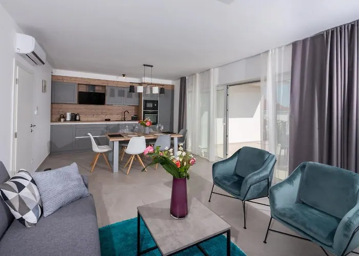 فيلة Luxury Sentada Vinišće