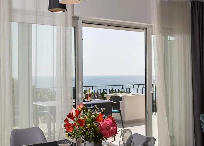 Luxury Sentada Vinišće